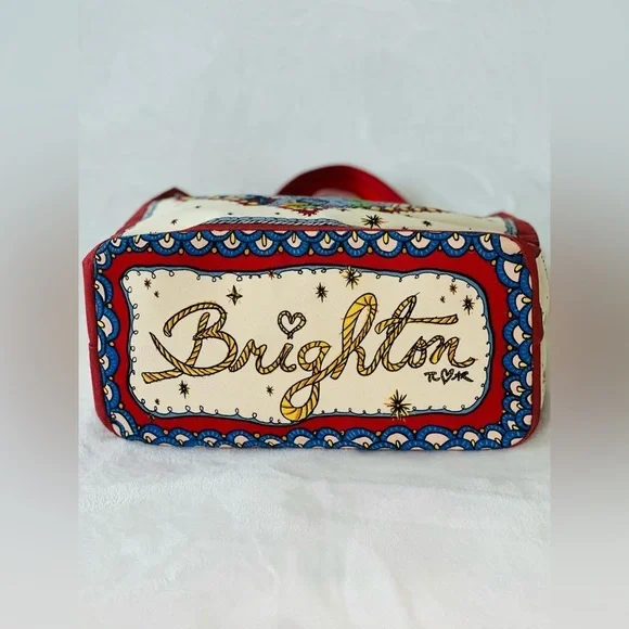 Brighton Holiday Canvas Tote Bag - Picture 4 of 8